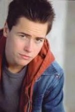 Кеану Пиреш