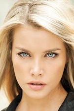 Эмили Мэддисон