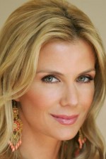 Кэтрин Келли Лэнг