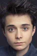 Лукас Джейд Зуманн