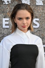 Райан Кира Армстронг