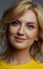 Юлия Николаева