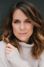 Мичела Банас