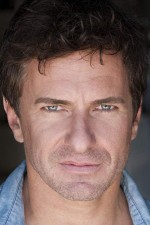 Дэмиан Де Монтема