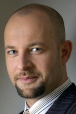 Шимон Бобровски