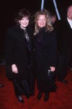 Затерянные в космосе: 304x205 / 17 Кб