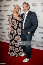 : 683x1024 / 119 Кб