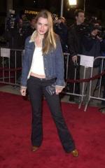 Спасти от невесты: 251x400 / 22 Кб