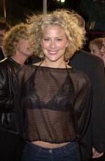 Спасти от невесты: 262x400 / 24 Кб