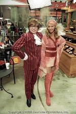 Остин Пауэрс: Голдмембер: 300x450 / 48 Кб