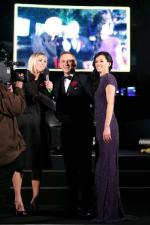 Квант милосердия: 400x600 / 48 Кб