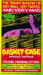 Существо в корзине: 271x475 / 58 Кб