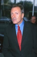 На последнем берегу: 266x400 / 15 Кб