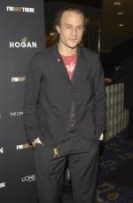 Меня там нет: 264x400 / 17 Кб