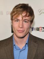 Протест молодости: 304x400 / 24 Кб