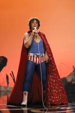 Взлеты и падения: История Дьюи Кокса: 1370x2048 / 333 Кб