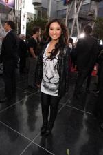 Майкл Джексон: Вот и все: 267x400 / 25 Кб