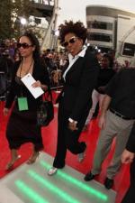 Майкл Джексон: Вот и все: 267x400 / 27 Кб