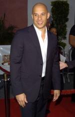 Хроники Риддика: 259x400 / 19 Кб