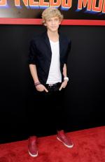 Тайна красной планеты 3D: 1325x2048 / 386 Кб