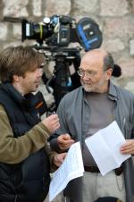 Всем нужна Кэт: 1365x2048 / 339 Кб