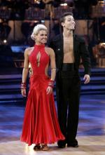 Танцы со звездами: 436x640 / 51 Кб