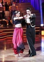 Танцы со звездами: 461x640 / 61 Кб