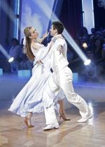 Танцы со звездами: 459x640 / 53 Кб