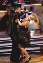 Танцы со звездами: 439x640 / 54 Кб