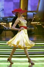 Танцы со звездами: 423x640 / 53 Кб