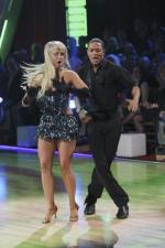 Танцы со звездами: 427x640 / 45 Кб