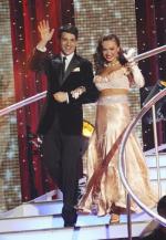 Танцы со звездами: 444x640 / 74 Кб