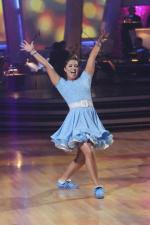 Танцы со звездами: 427x640 / 42 Кб