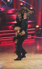 Танцы со звездами: 396x640 / 43 Кб