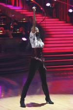 Танцы со звездами: 427x640 / 40 Кб