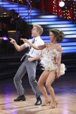 Танцы со звездами: 427x640 / 56 Кб