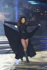 Танцы со звездами: 427x640 / 40 Кб