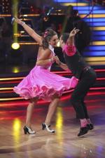 Танцы со звездами: 427x640 / 52 Кб