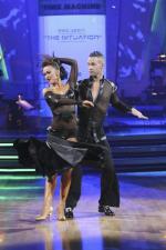 Танцы со звездами: 427x640 / 46 Кб