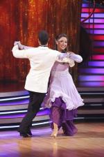 Танцы со звездами: 427x640 / 52 Кб