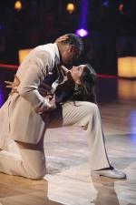 Танцы со звездами: 427x640 / 41 Кб