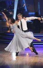 Танцы со звездами: 405x640 / 42 Кб