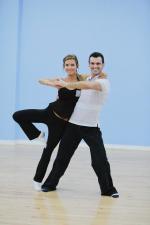 Танцы со звездами: 427x640 / 26 Кб