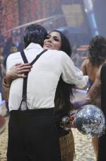 Танцы со звездами: 424x640 / 45 Кб