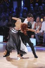 Танцы со звездами: 429x640 / 51 Кб