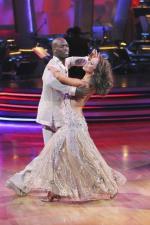 Танцы со звездами: 427x640 / 53 Кб