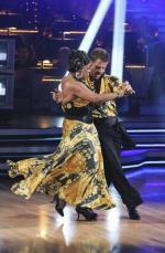 Танцы со звездами: 420x640 / 57 Кб