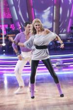 Танцы со звездами: 427x640 / 55 Кб