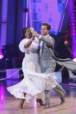 Танцы со звездами: 427x640 / 50 Кб