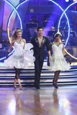 Танцы со звездами: 427x640 / 60 Кб